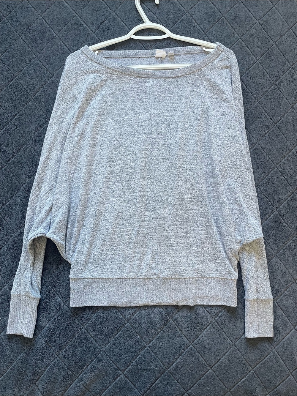 GAP Off The Shoulder Flowy Top